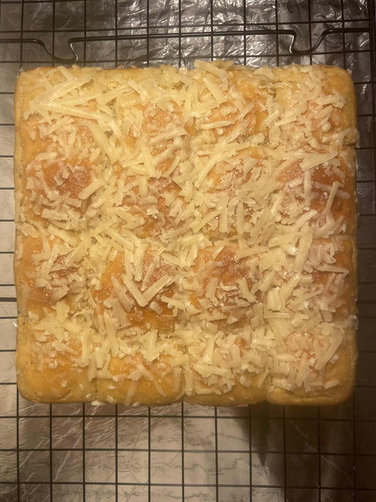 Gluten-Free Garlic Parmesan Pull-Apart Rolls