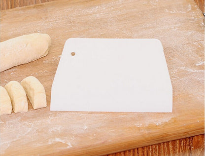 The Classic Pastry Dough Cutter