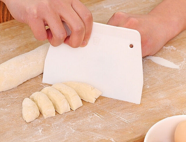 The Classic Pastry Dough Cutter